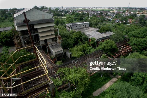 Ucil Factory 746 Union Carbide Factory In Bhopal Stock Photos, High-Res Pictures ...