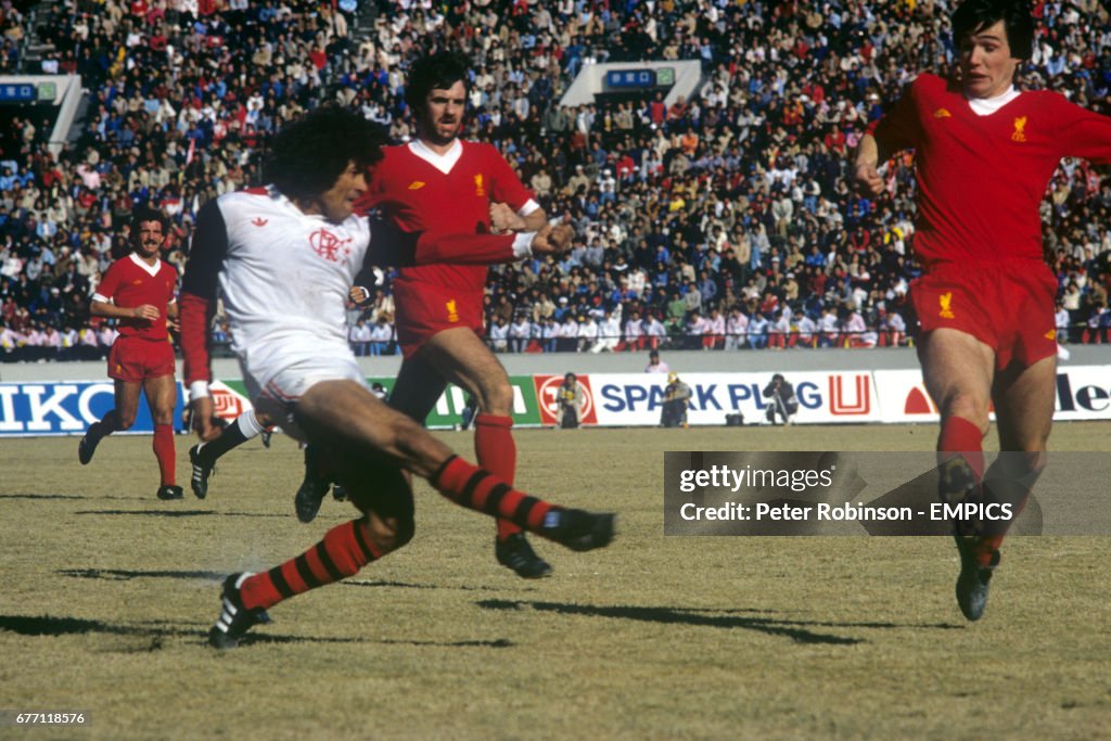 Soccer - Toyota Cup - World Club Championship - Liverpool v Flamengo - National Stadium, Tokyo