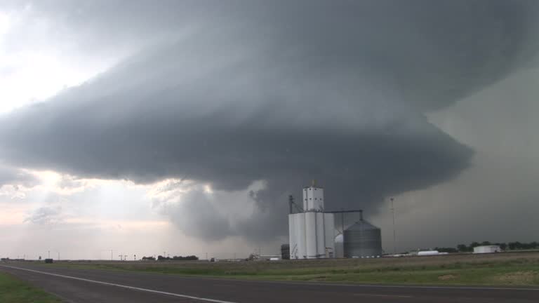 1,474 Rotating Thunderstorm Stock Videos, Footage, & 4K Video Clips ...