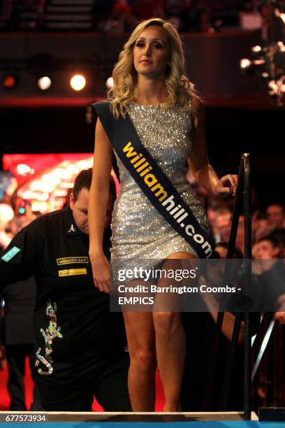 Walk on girl Sarah Tunnicliffe wearing a williamhill.com sash