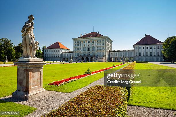 schloss nymphenburg - palacio de nymphenburg fotografías e imágenes de stock