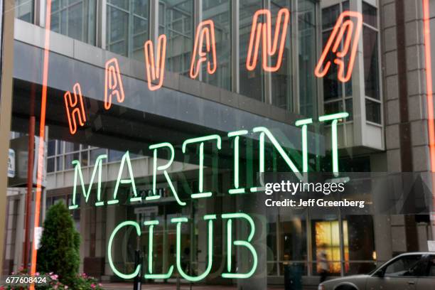 Havana Martini Club, neon sign.
