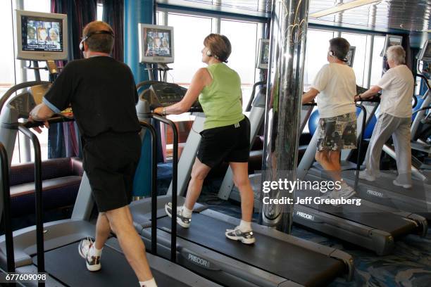 People using the treadmills on the Lido Deck of the mms Noordam.