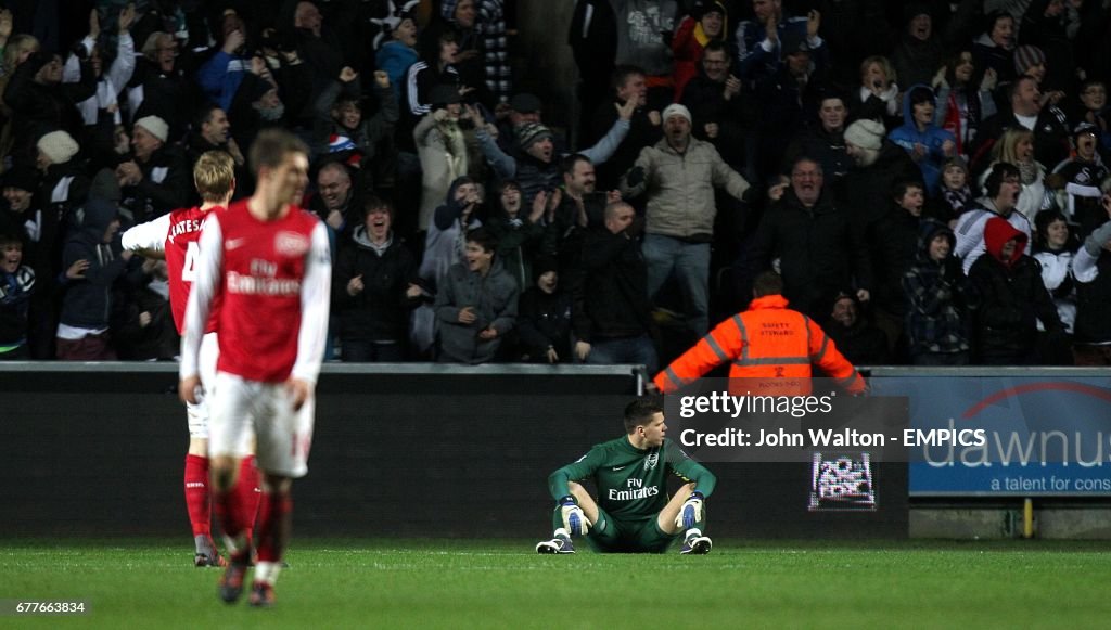 Soccer - Barclays Premier League - Swansea City v Arsenal - Liberty Stadium