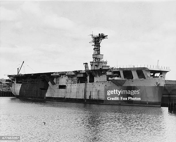 Escort Carrier Photos and Premium High Res Pictures Getty Images