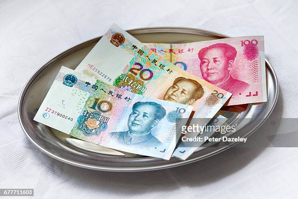 service yuan tip - 20 yuan note stock pictures, royalty-free photos & images
