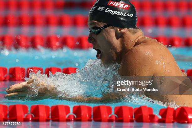 Henrique Rodrigues of Brazil competes in the Men's 200m Medley heats during Maria Lenk Swimming Trophy 2017 - Day 2 at Maria Lenk Aquatics Centre on...