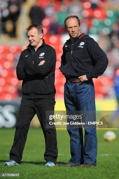 Saracens technical director Brendan Venter talks to director of rugby Mark McCall