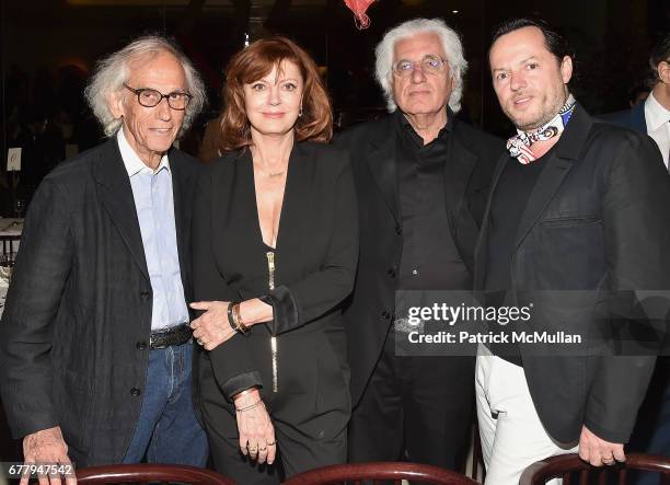 Christo, Susan Sarandon, Germano Celant, and Alexandre de Betak attend Galerie Gmurzynska TEFAF NY dinner in honor of Christo honoring Alexandre de...