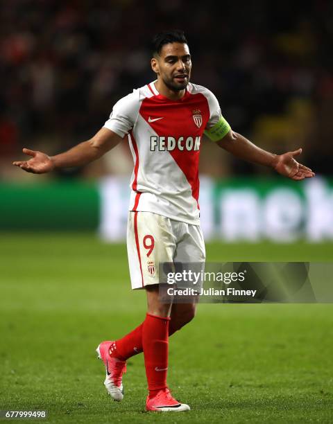 Dejected Radamel Falcao Garcia of AS Monaco looks on during the UEFA Champions League Semi Final first leg match between AS Monaco v Juventus at...