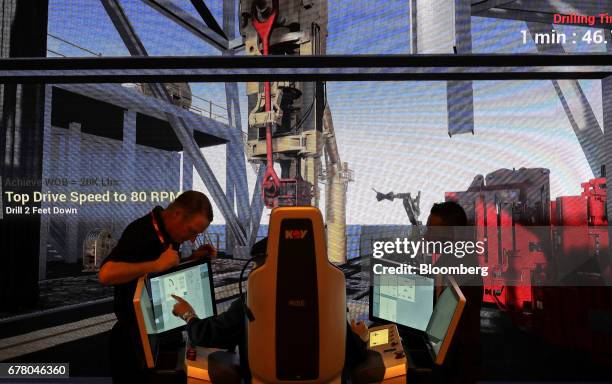 Novos Nov Rig National Oilwell Varco Inc Photos and Premium High Res Pictures - Getty ...