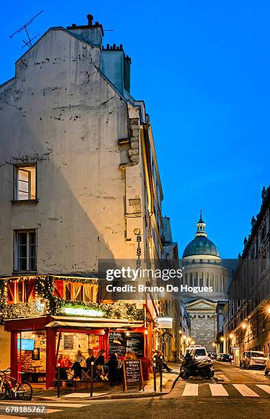 pantheon in paris - quartier latin photos et images de collection