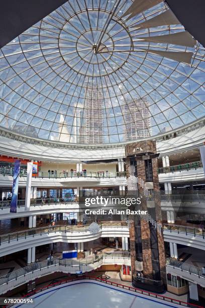 Ice Rink Doha Ice Rink Mall Photos and Premium High Res Pictures - Getty Images