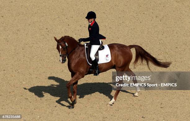 Deborah Riddle 53 Deborah Criddle Stock Photos, High-Res Pictures, and Images - Getty ...