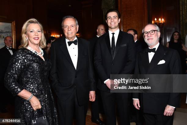 Suzanne Tucker, John H. Bryan, Lyle Seebeck and Andrew Skurman attend 2017 ICAA Arthur Ross Awards at The University Club on May 1, 2017 in New York...