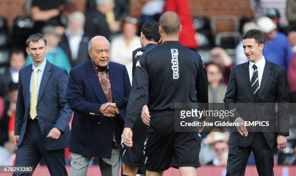 Fulham chairman Mohamed Al Fayed greets Stephen Kelly