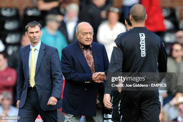 Fulham chairman Mohamed Al Fayed greets Stephen Kelly