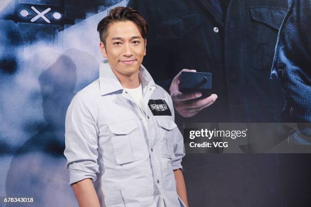 Ron N 130 Ron Ng Stock Photos, High-Res Pictures, and Images - Getty Images