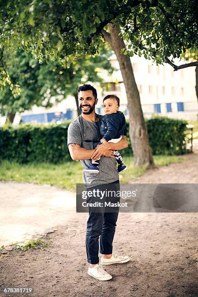 Dad Standing 98,289 Father Full Body Stock Photos, High-Res Pictures, and Images ...