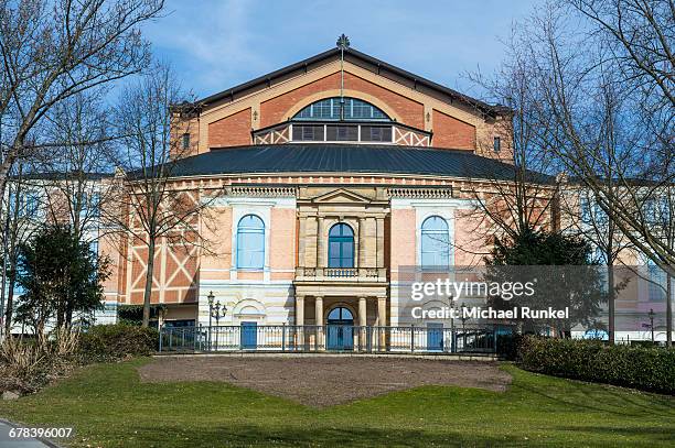 the bayreuth festspielhaus (bayreuth festival theatre), bayreuth, upper franconia, bavaria, germany, europe - bayreuth festival theatre stock pictures, royalty-free photos & images