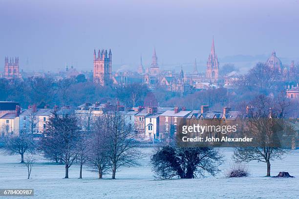 oxford from south park in winter, oxford, oxfordshire, england, united kingdom, europe - oxford england stock pictures, royalty-free photos & images