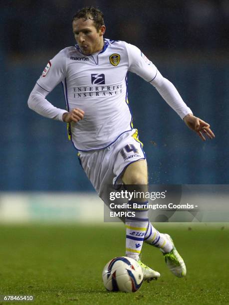 Aidan White, Leeds United