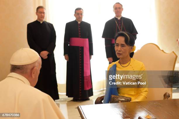 Pope Francis meets Daw Aung San Suu Kyi at the Apostolic Palace on May 4, 2017 in Vatican City, Vatican. The Holy See and the Republic of the Union...