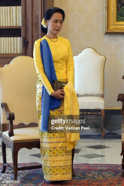 Daw Aung San Suu Kyi during a meeting with Pope Francis at the Apostolic Palace on May 4, 2017 in Vatican City, Vatican. The Holy See and the...