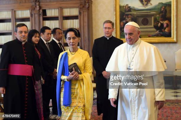 Pope Francis meets Daw Aung San Suu Kyi at the Apostolic Palace on May 4, 2017 in Vatican City, Vatican. The Holy See and the Republic of the Union...