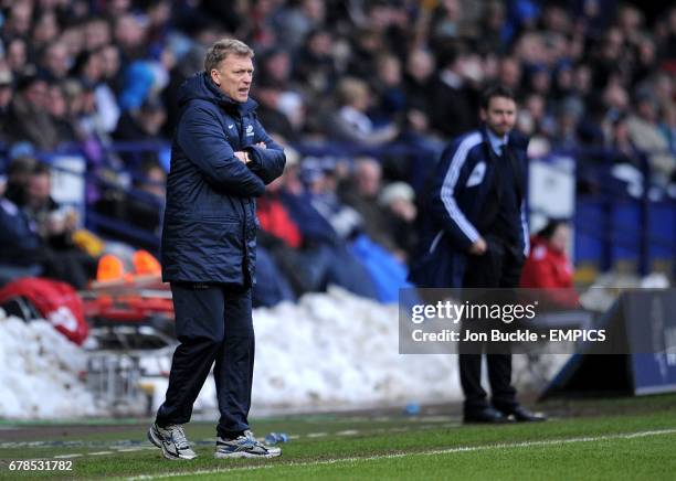 Everton's David Moyes and Bolton Wanderers manager Dougie Freedman on the touchline