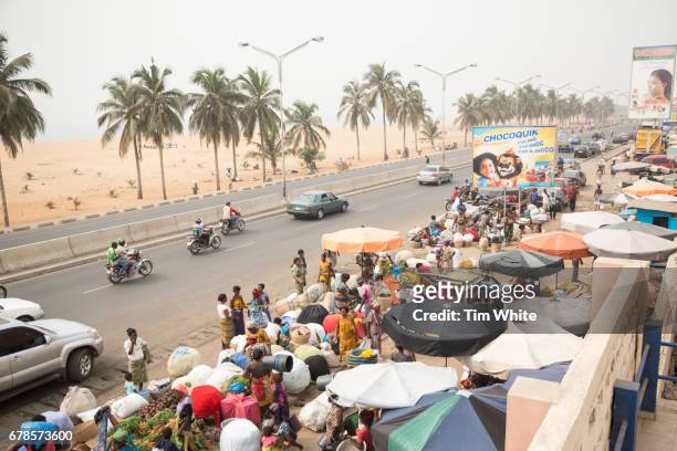 street market, lome, togo, africa - lome stock pictures, royalty-free photos & images