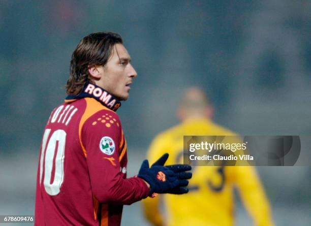 As Roma Totti Roma Fc 2002 Photos and Premium High Res Pictures - Getty Images