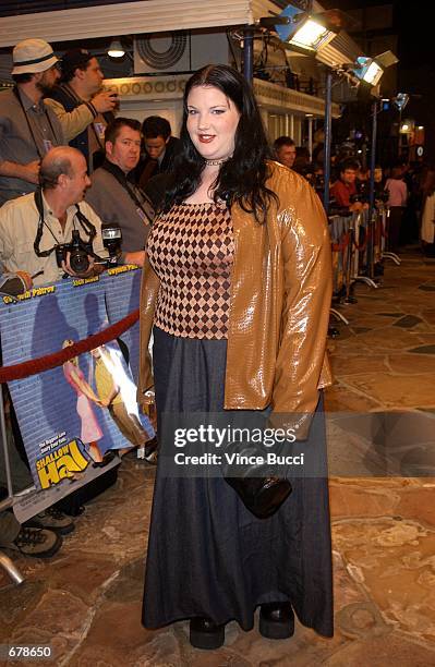 Actress Ivy Snitzer attends the premiere of the film "Shallow Hal" November 1, 2001 in Los Angeles, CA.