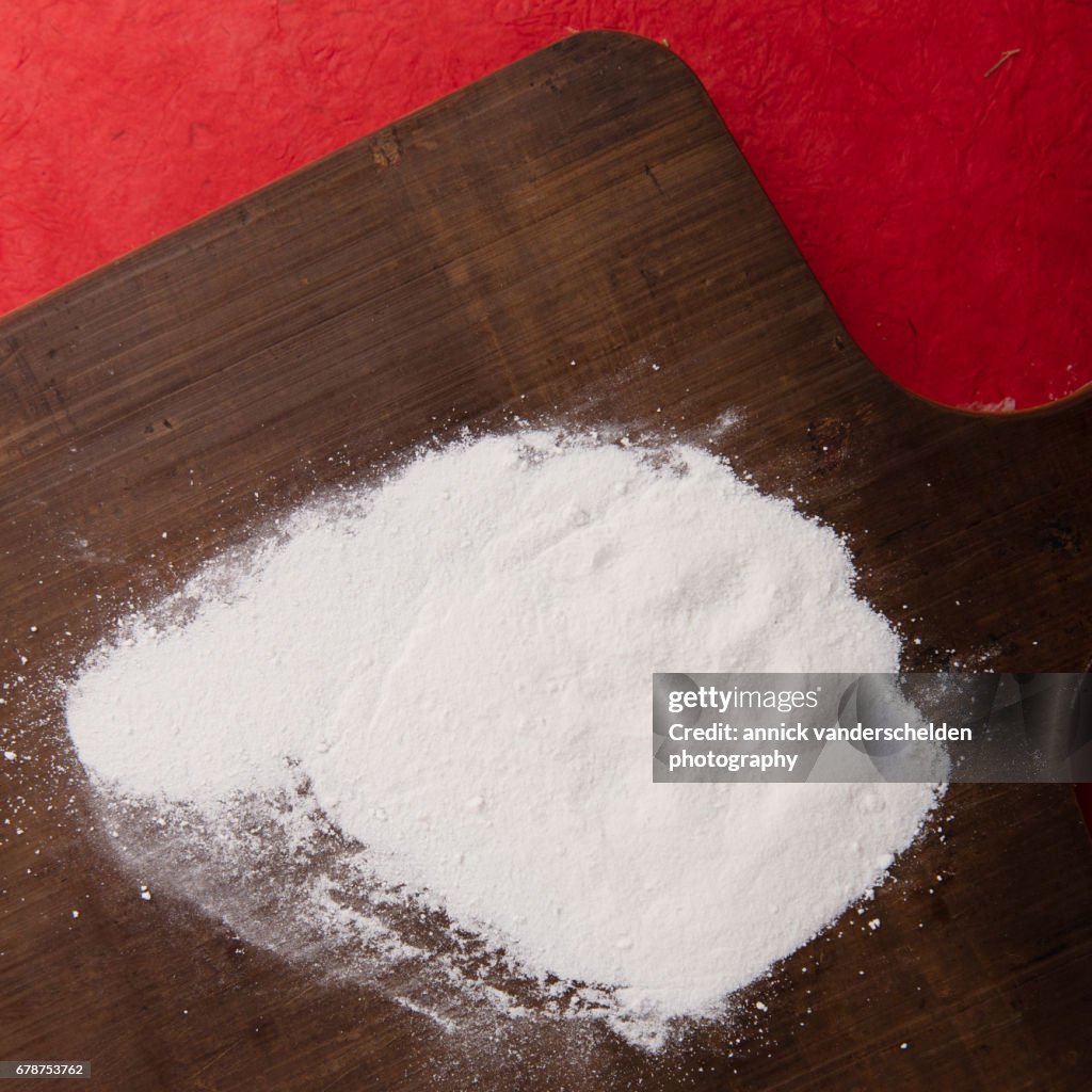 Baking Powder High-Res Stock Photo - Getty Images