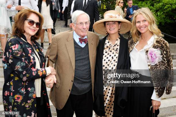 Lois Chiles, Richard Gilder, Marina Rust and Shirin von Wulffen attend the 35th Annual Frederick Law Olmsted Awards Luncheon at the Conservatory...