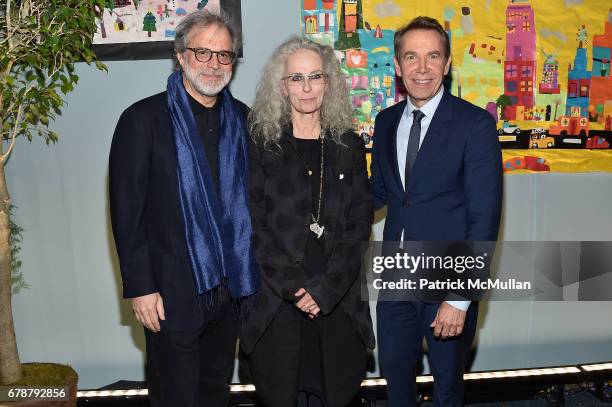 Clifford Ross, Kiki Smith and Jeff Koons attend the Studio in a School 40th Anniversary Gala at Seagram Building Plaza on May 3, 2017 in New York...