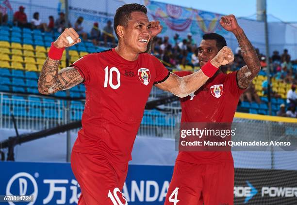 Tearii Labaste of Tahiti celebrates after wining with Heimanu Taiarui of Tahiti during the FIFA Beach Soccer World Cup Bahamas 2017 quarter final...