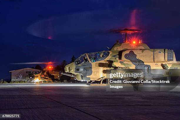 turkish army ah-1 cobra helicopter on a night mission during exercise isik 2016, konya, turkey. - ah 1 cobra ストックフォトと画像