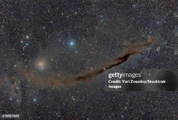 dark doodad nebula - southern cross stars stock pictures, royalty-free photos & images