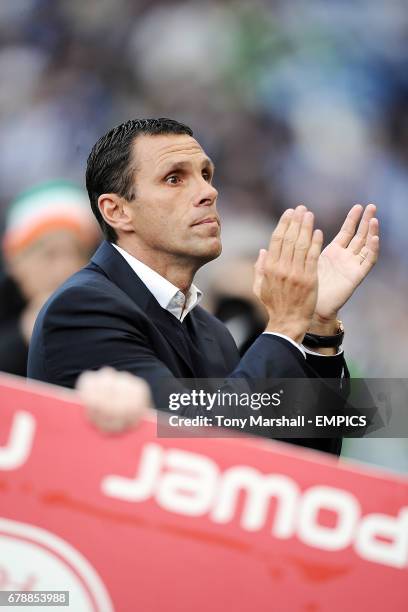 Gus Poyet, Brighton manager