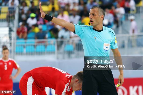 Referee Gionni Matticoli reacts during the FIFA Beach Soccer World Cup Bahamas 2017 quarter final match between Winner Group A and Runner Up Group B...