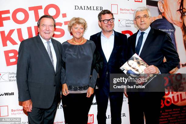 Former german chancellor Gerhard Schroeder, german politician Monika Gruetters, Kai Diekmann and Walter Smerling attend the 'Foto.Kunst.Boulevard'...