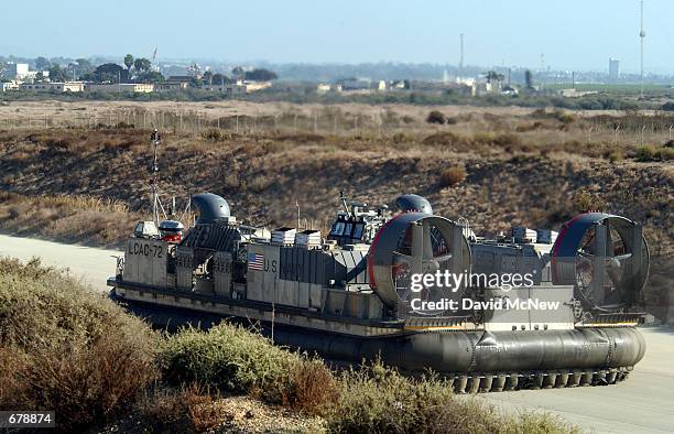 Lcac Back Ramp 113 Us Marine Corps Lcac Stock Photos, High-Res Pictures, and Images ...