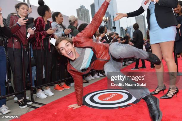 Matpat Effect. Examples 105 Matpat Stock Photos, High-Res Pictures, and Images - Getty Images