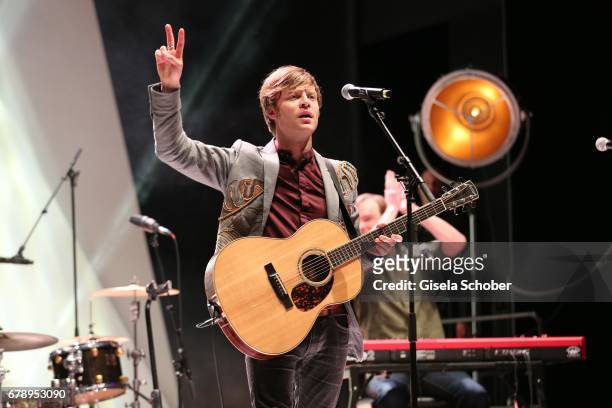 Singer Bjoern Dixgard of the band Mando Diao performs during the ABOUT YOU AWARDS at the Mehr! Theater in Hamburg on May 4, 2017 in Hamburg, Germany.