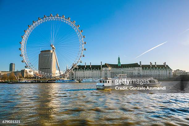 thames river and london eye - millennium wheel - fotografias e filmes do acervo