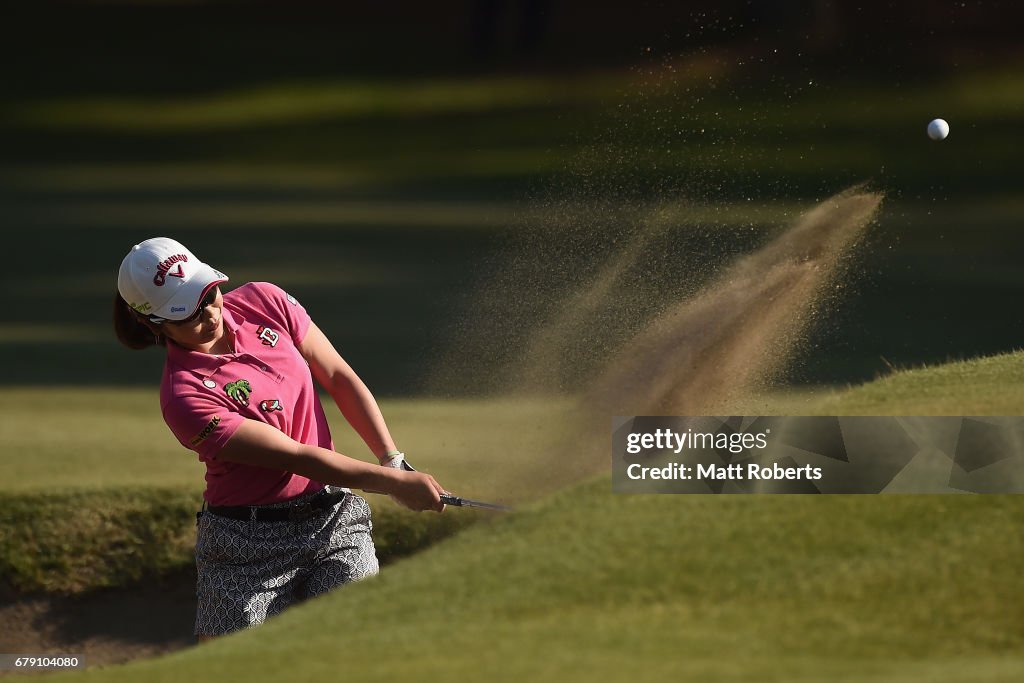 World Ladies Championship Salonpas Cup - Day 2
