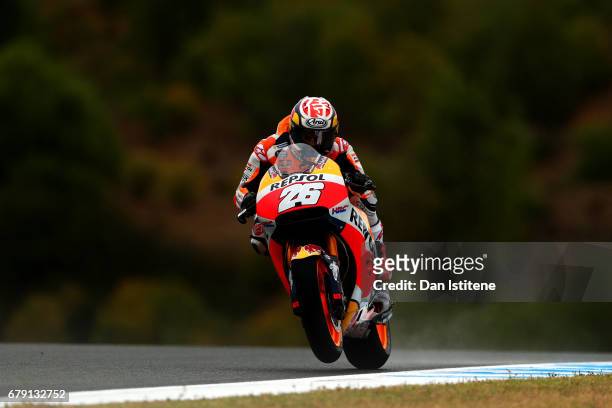 Dani Pedrosa of Spain and the Repsol Honda Team rides during free practice for the MotoGP of Spain at Circuito de Jerez on May 5, 2017 in Jerez de la...