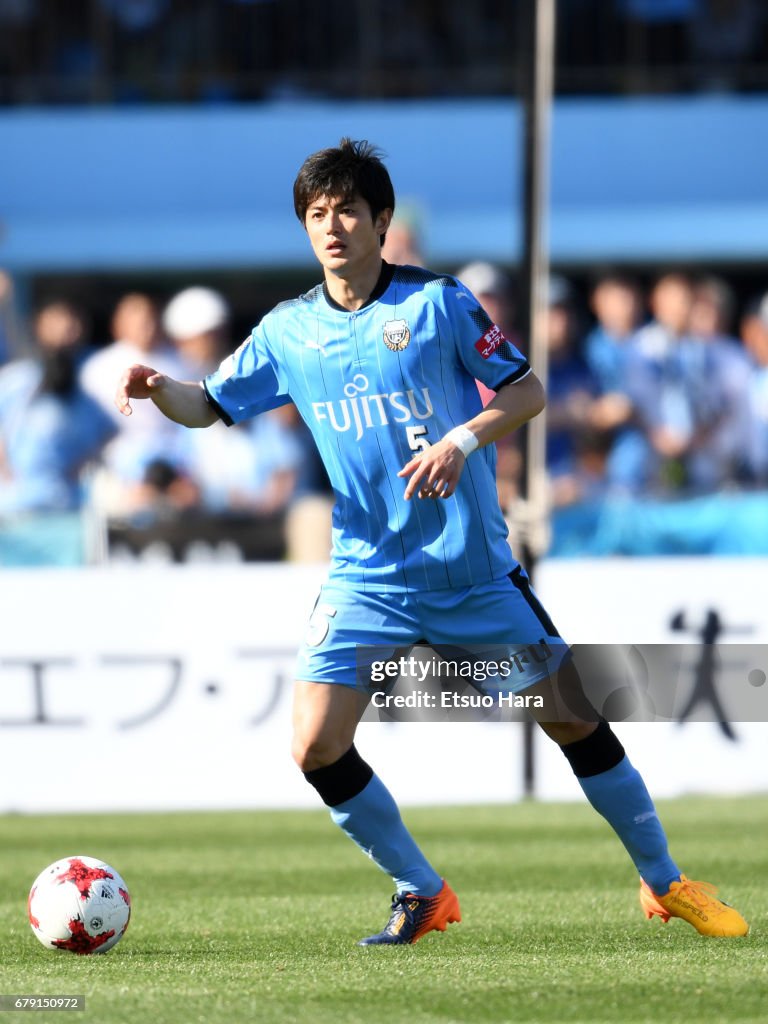 Kawasaki Frontale v Albirex Niigata - J.League J1