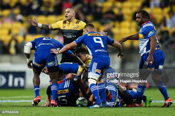 Perenara of the Hurricanes appeals to the referee during the round 11 Super Rugby match between the Hurricanes and the Stormers at Westpac Stadium on...